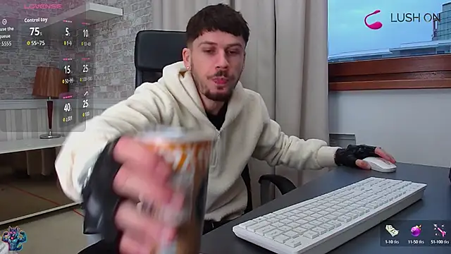 JonahShaw online show from October 7, 4:42 am