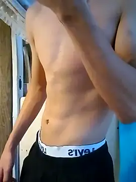 LUISSLEONN0958 online show from September 27, 9:42 pm