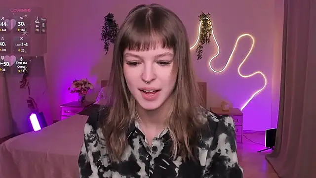 Lisa Blossom online show from March 19, 6:06 am