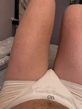 Snapshot of myPriority01 chatting on February 26, 4:06 pm myPriority01 online show from February 26, 4:06 pm