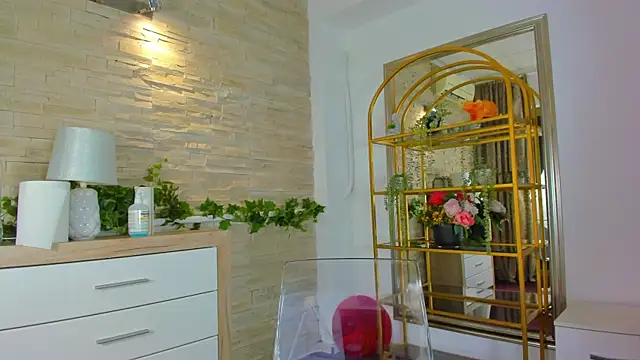 boobzilla  online show from September 27, 8:14 pm