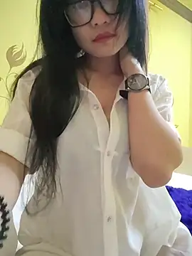 Snapshot of YayeeShow chatting on November 14, 10:40 pm YayeeShow online show from November 14, 10:40 pm