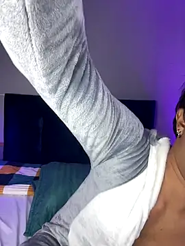 Leo Savage  online show from September 18, 4:47 am