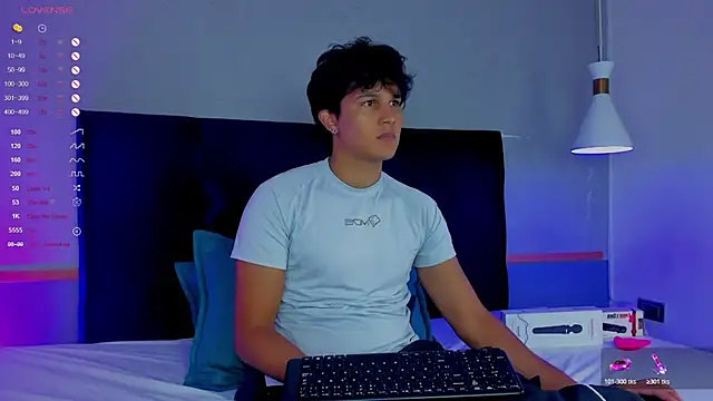 Leo Savage  online show from November 10, 3:49 am