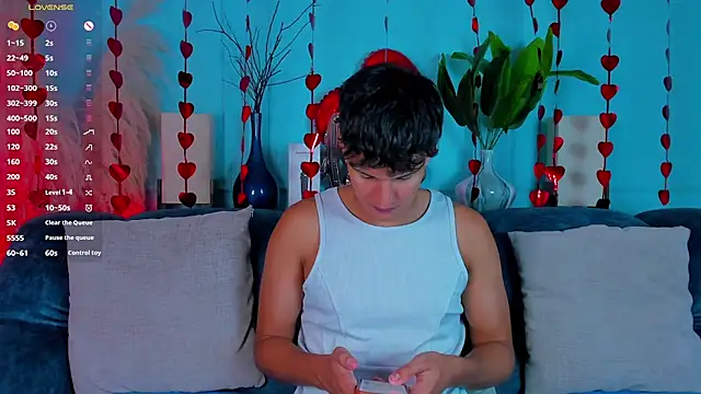 Leo Savage  online show from February 13, 3:46 am