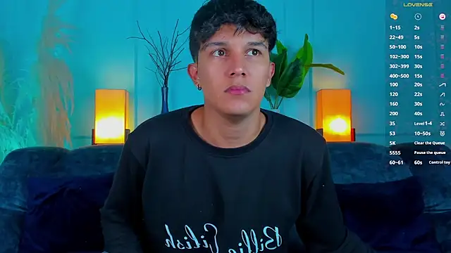 Leo Savage  online show from February 21, 3:40 am