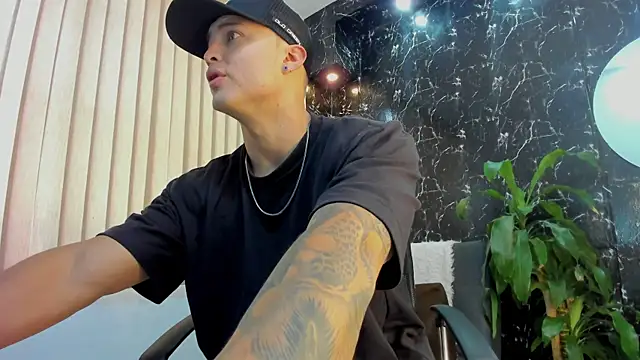 Alexander ferre online show from October 15, 1:00 pm