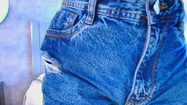 karla-ruiz online show from November 9, 7:01 pm