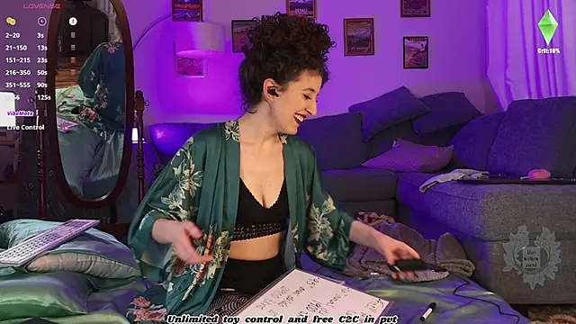 Snapshot of thewillownest_ chatting on November 16, 3:06 pm thewillownest online show from November 16, 3:06 pm