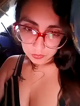 BomBomLuu online show from December 22, 12:07 am