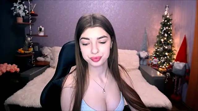 Snapshot of Dianaa_Lee0 chatting on January 8, 3:14 pm Dianaa Lee0 online show from January 8, 3:14 pm