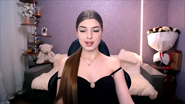 Snapshot of Dianaa_Lee0 chatting on February 16, 3:52 pm Dianaa Lee0 online show from February 16, 3:52 pm