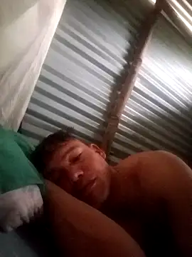 Snapshot of Franklin111230 chatting on October 18, 11:55 am Franklin111230 online show from October 18, 11:55 am