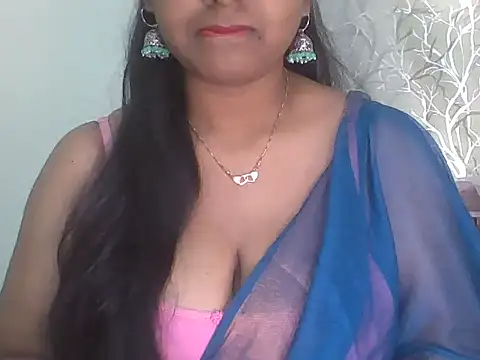 its me Rashmi online show from February 15, 5:04 am