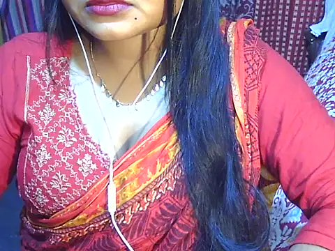 Nusrat Faria07 online show from November 1, 8:22 pm