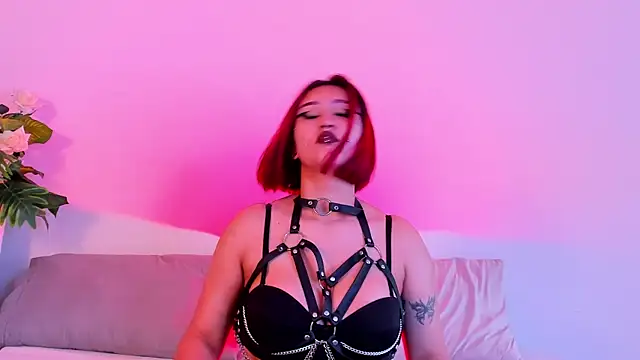 Snapshot of VenussDark chatting on January 13, 3:06 pm VenussDark online show from January 13, 3:06 pm