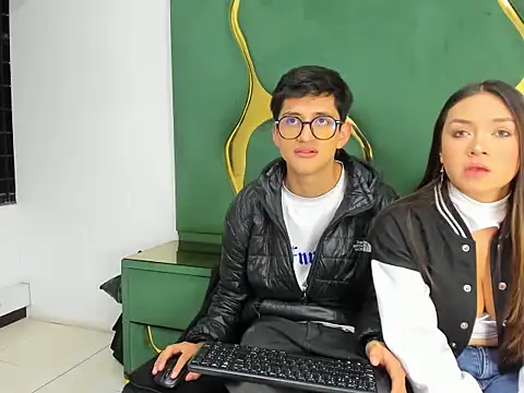 Snapshot of Noa_Arez chatting on October 7, 5:04 am Noa Arez online show from October 7, 5:04 am