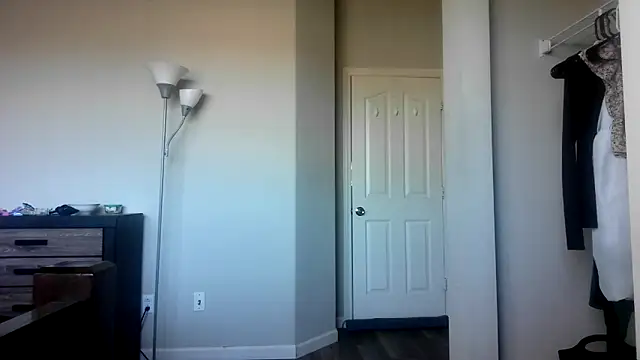 Marlowlovee online show from October 24, 8:05 pm