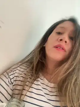 emma hot2006 online show from November 22, 5:01 pm