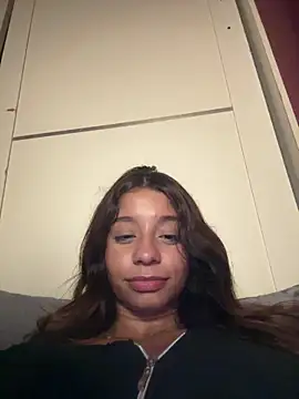 FadaPerigosa online show from March 12, 1:45 am