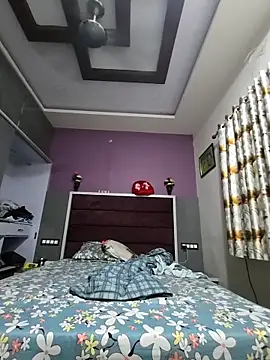 Ammu8783 online show from April 3, 6:28 pm