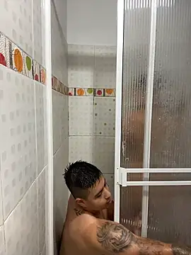 miaftmax online show from April 12, 3:28 pm