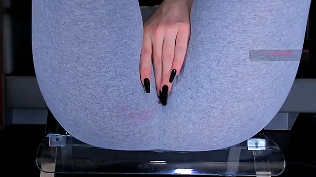 Cameltoe squirt inPants online show from May 6, 5:46 am