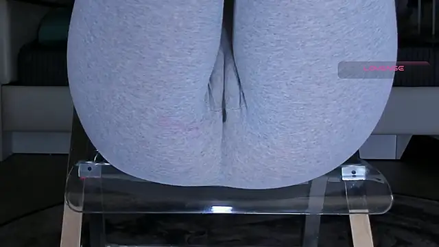 Cameltoe squirt inPants online show from May 26, 7:15 am