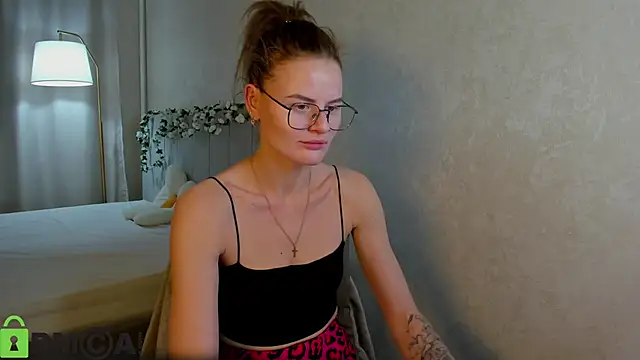 Wanda Gomez online show from November 5, 3:23 pm