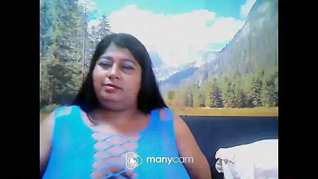 Snapshot of indianhoney694u chatting on January 20, 5:59 am indianhoney694u online show from January 20, 5:59 am