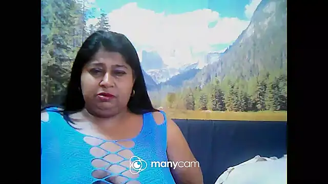 Snapshot of indianhoney694u chatting on February 20, 5:33 am indianhoney694u online show from February 20, 5:33 am