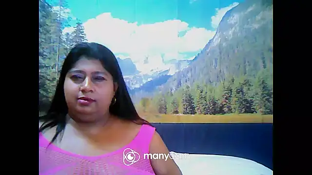 Snapshot of indianhoney694u chatting on March 10, 8:37 am indianhoney694u online show from March 10, 8:37 am