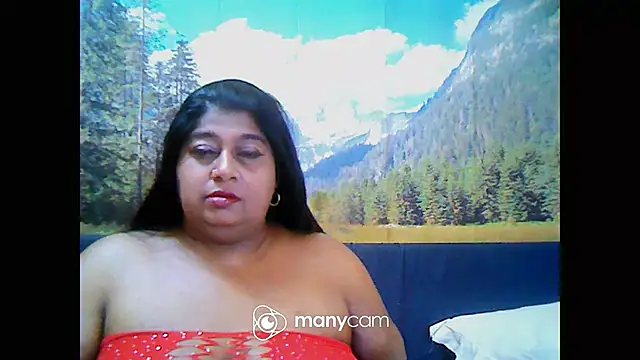Snapshot of indianhoney694u chatting on March 12, 5:02 am indianhoney694u online show from March 12, 5:02 am