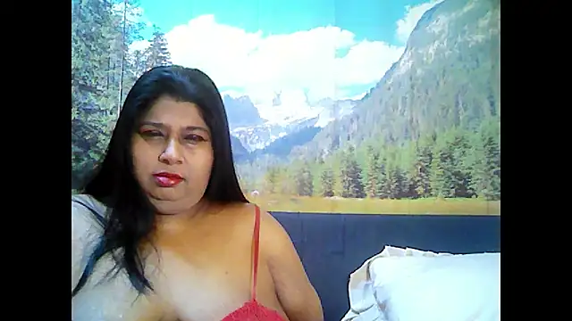 Snapshot of indianhoney694u chatting on September 20, 5:19 am indianhoney694u online show from September 20, 5:19 am