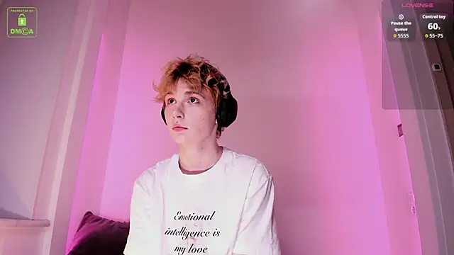 Your avatar online show from August 5, 8:33 pm