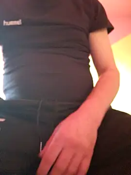 Lawrence067 online show from December 14, 2:00 pm