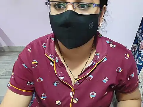 Snapshot of jannu6482 chatting on March 1, 1:24 pm jannu6482 online show from March 1, 1:24 pm