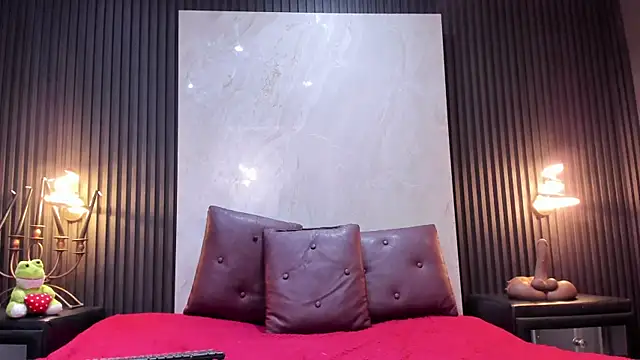 AuroraGray online show from January 14, 11:38 am