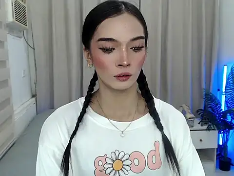 anastasia cums online show from October 3, 5:43 pm