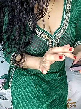 PRIYA 22 online show from October 15, 1:00 pm