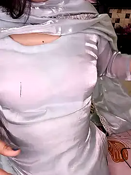 PRIYA 22 online show from April 15, 3:41 pm