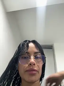 Melissa coch online show from November 10, 11:04 pm