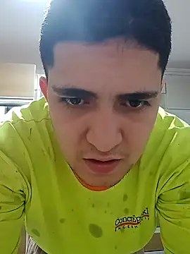 Snapshot of Picademel2525 chatting on September 17, 8:21 pm Picademel2525 online show from September 17, 8:21 pm