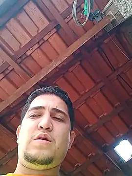 Snapshot of Picademel2525 chatting on January 16, 1:04 pm Picademel2525 online show from January 16, 1:04 pm