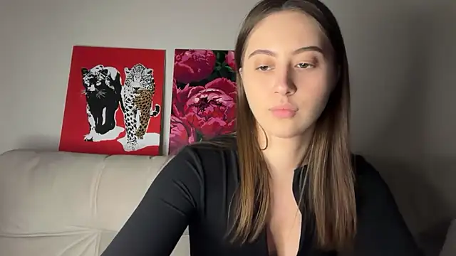 StellarAlice online show from April 2, 2:58 pm