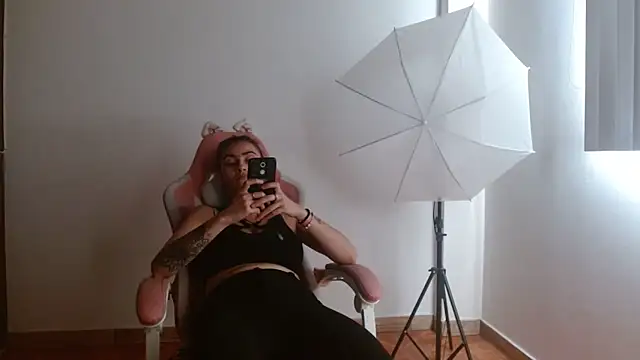 Crystal Star  online show from December 13, 7:53 pm