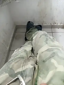 Snapshot of sanf8z chatting on October 12, 5:17 am sanf8z online show from October 12, 5:17 am