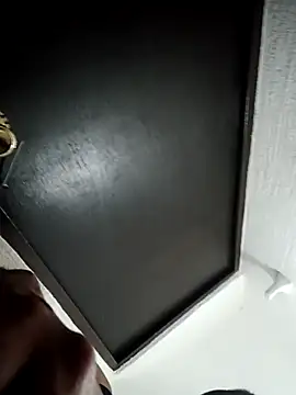 Snapshot of sanf8z chatting on October 25, 12:02 pm sanf8z online show from October 25, 12:02 pm