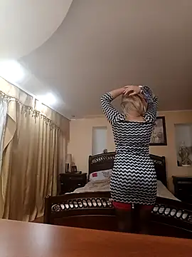 Crystal00Girl online show from October 21, 8:42 pm