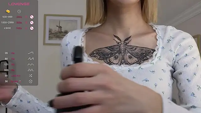 Sonia Jones online show from December 3, 2:26 pm